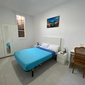 Habitacion Para Tu Estadia Corta En Bcn Apartamento